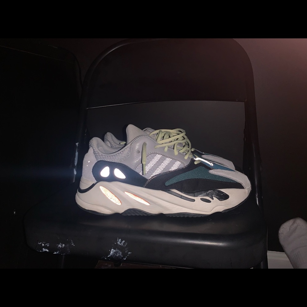 Yeezy Wave Runner